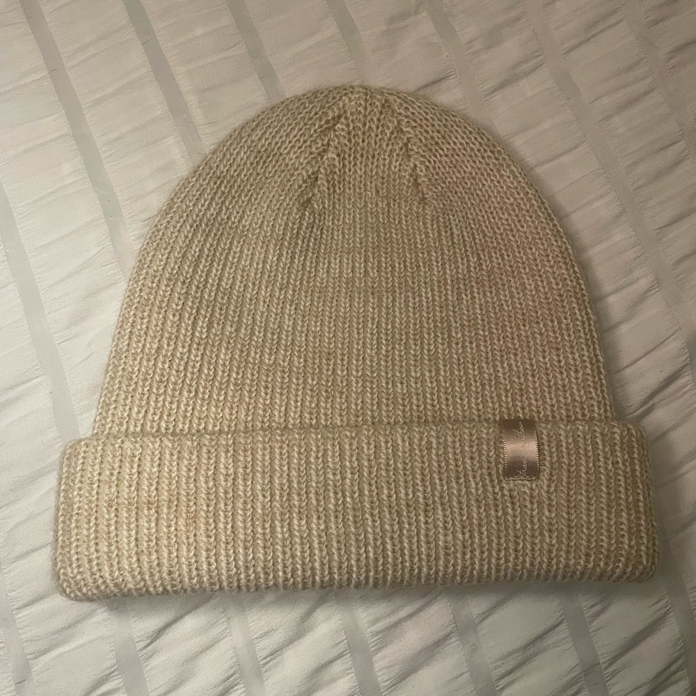 Travis Matthew Cream Knit Beanie NWOT